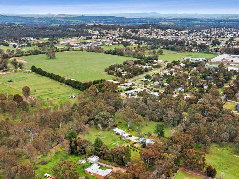 Photo - 80 Highlands Road, Seymour VIC 3660 - Image 21