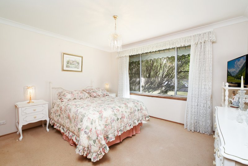 Photo - 80 Kincumber Crescent, Davistown NSW 2251 - Image 5