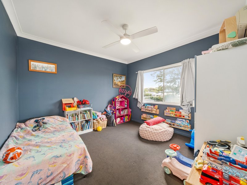 Photo - 80 King Street, Woody Point QLD 4019 - Image 10