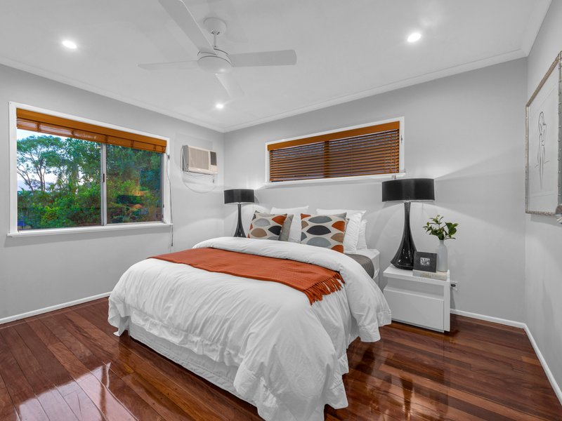 Photo - 80 Lancelot Street, Tennyson QLD 4105 - Image 14