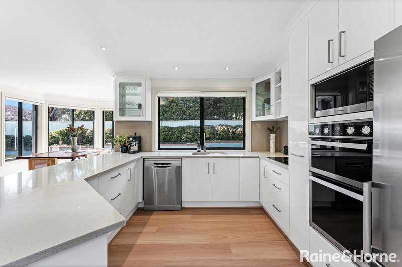Photo - 80 Lexcen Avenue, Nicholls ACT 2913 - Image 7
