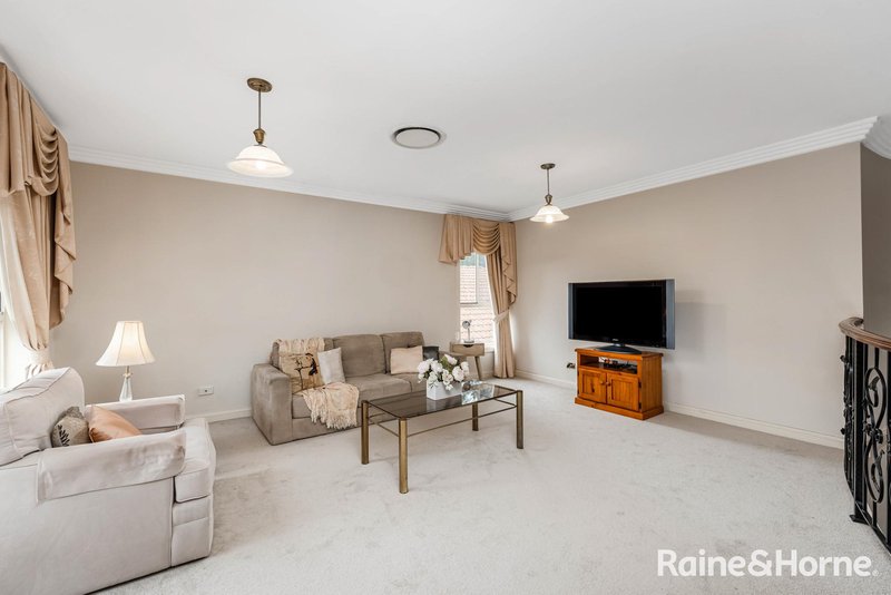 Photo - 80 Lucas Circuit, Kellyville NSW 2155 - Image 12