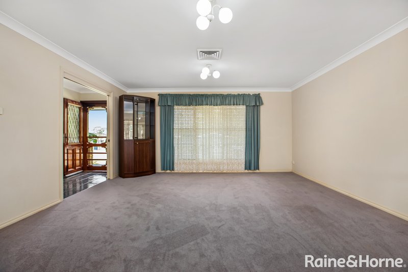 Photo - 80 Oakville Road, Edgeworth NSW 2285 - Image 4