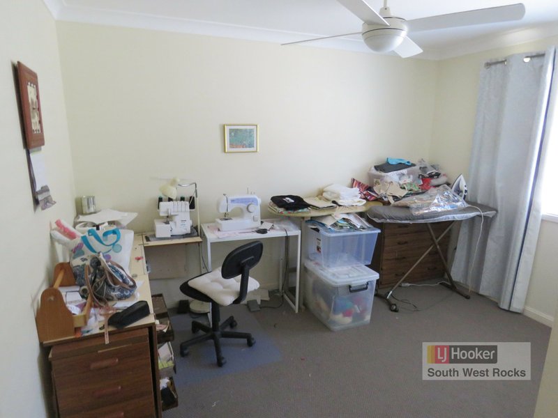 Photo - 80 Phillip Drive, South West Rocks NSW 2431 - Image 11