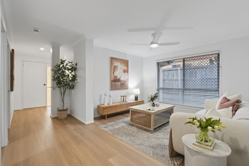 Photo - 80 Rubicon Crescent, Kuraby QLD 4112 - Image 3