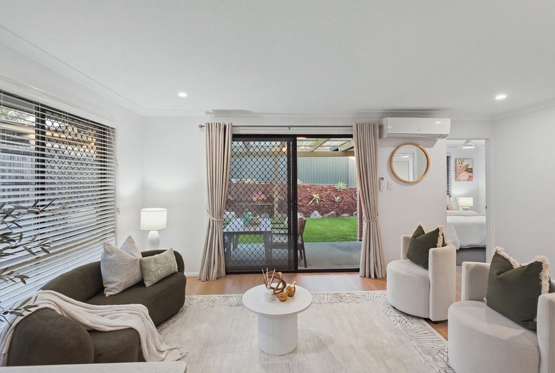 Photo - 80 Rubicon Crescent, Kuraby QLD 4112 - Image 6