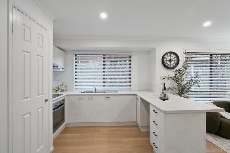 Photo - 80 Rubicon Crescent, Kuraby QLD 4112 - Image 7