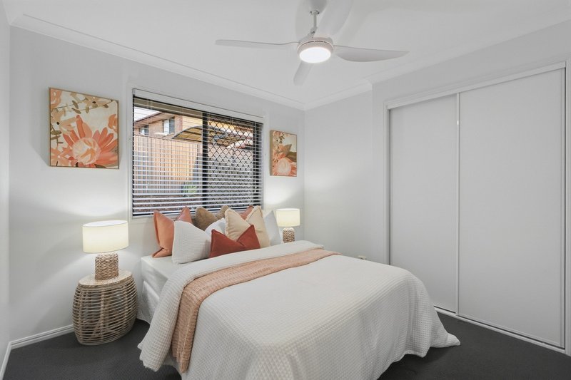 Photo - 80 Rubicon Crescent, Kuraby QLD 4112 - Image 14