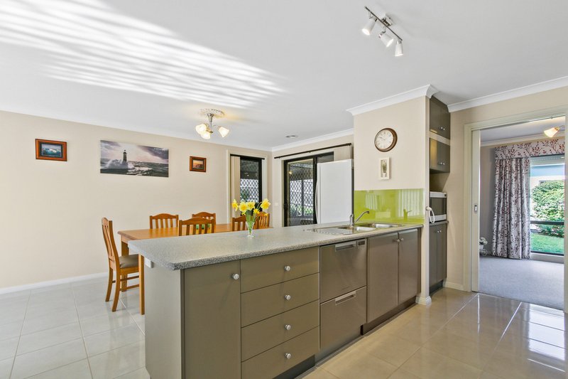 Photo - 80 Stirling Drive, Lakes Entrance VIC 3909 - Image 9