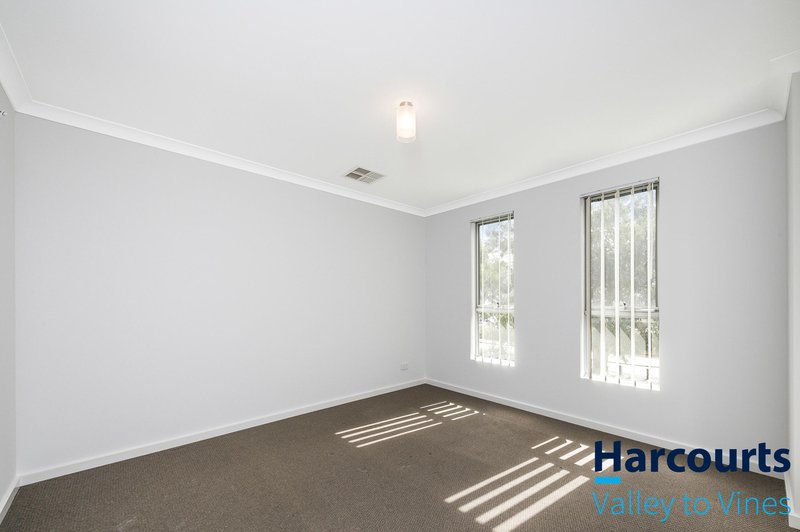 Photo - 80 Strinesdale Boulevard, Aveley WA 6069 - Image 18