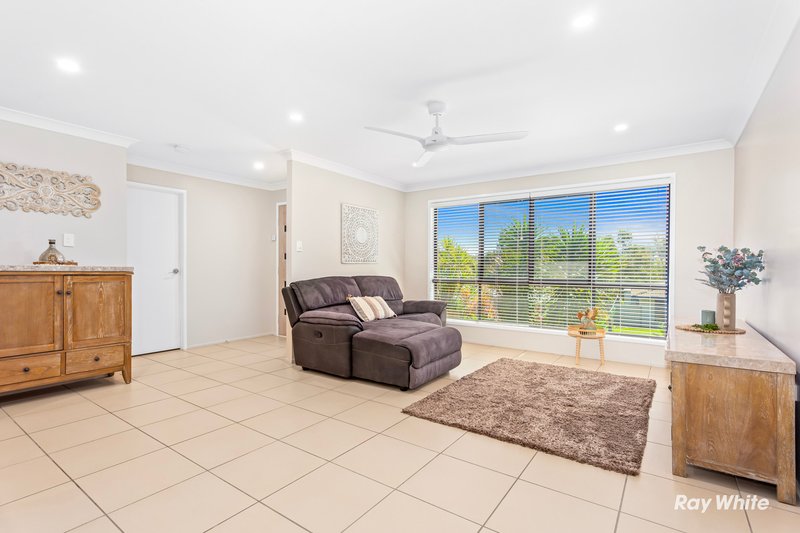 Photo - 80 Swordfish Avenue, Taranganba QLD 4703 - Image 3