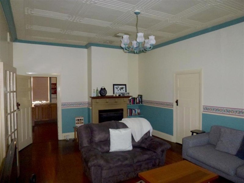 Photo - 80 Tamworth Street, Dubbo NSW 2830 - Image 2