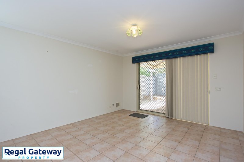 Photo - 80 Upton Street, St James WA 6102 - Image 10