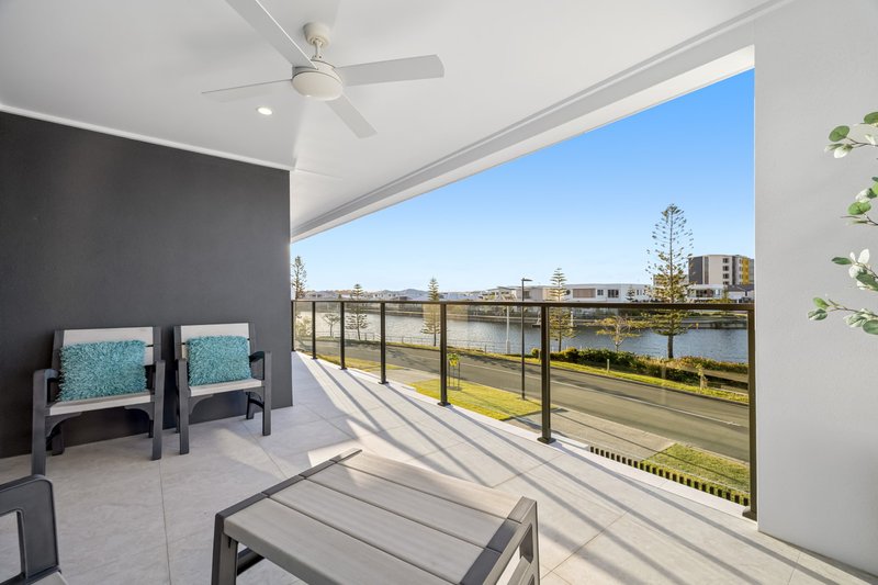 Photo - 80 Warrego Drive, Pelican Waters QLD 4551 - Image 3