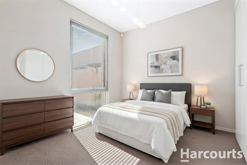 Photo - 80 Whimbrel Crescent, Coodanup WA 6210 - Image 10