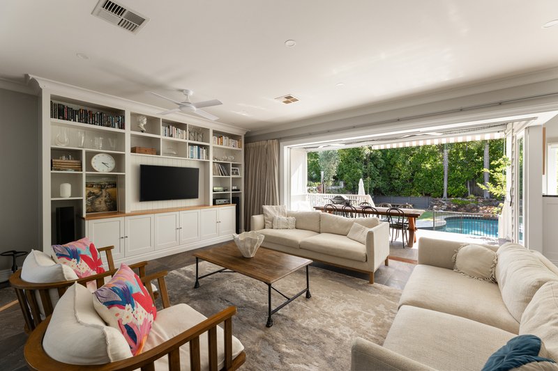 Photo - 80 Woonga Drive, Ashgrove QLD 4060 - Image 8