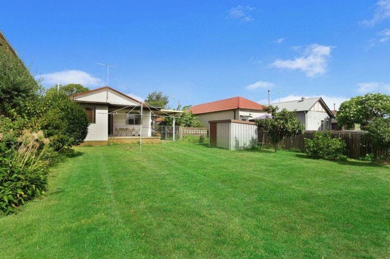 Photo - 80 Yillowra St , Auburn NSW 2144 - Image 2