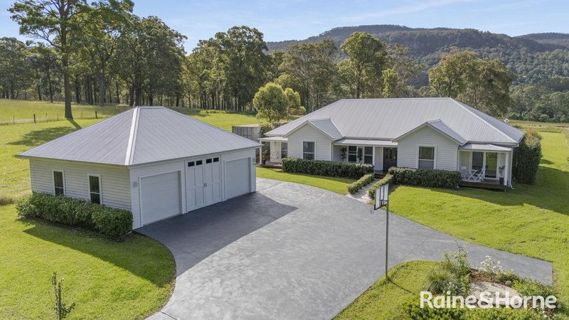 Photo - 800 Illaroo Road, Tapitallee NSW 2540 - Image 6