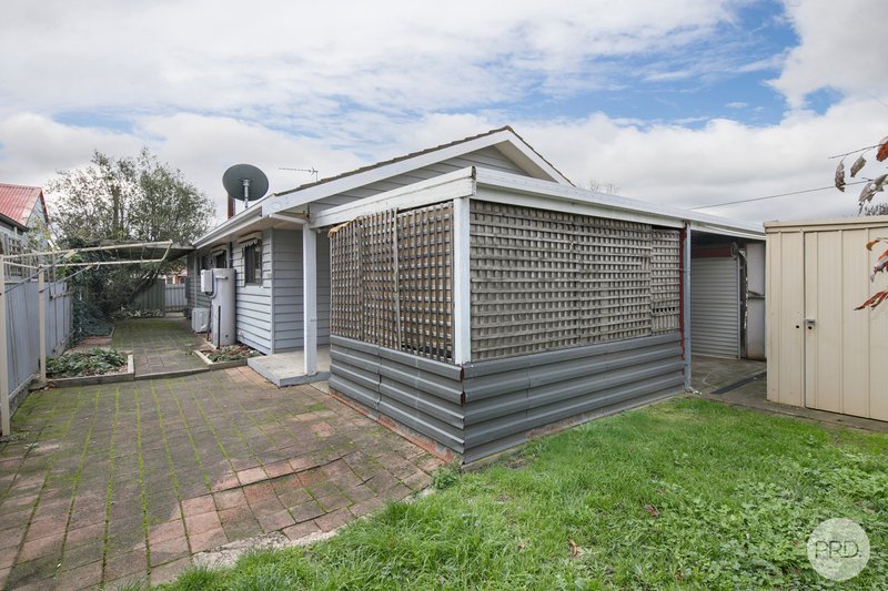 Photo - 801 Howard Street, Soldiers Hill VIC 3350 - Image 13