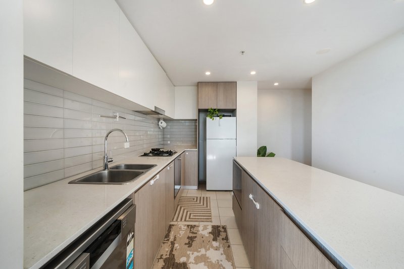 Photo - 801/100 Castlereagh Street, Liverpool NSW 2170 - Image 5