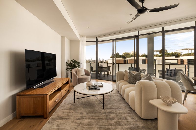 Photo - 801/2 Regent Street, Petersham NSW 2049 - Image 2