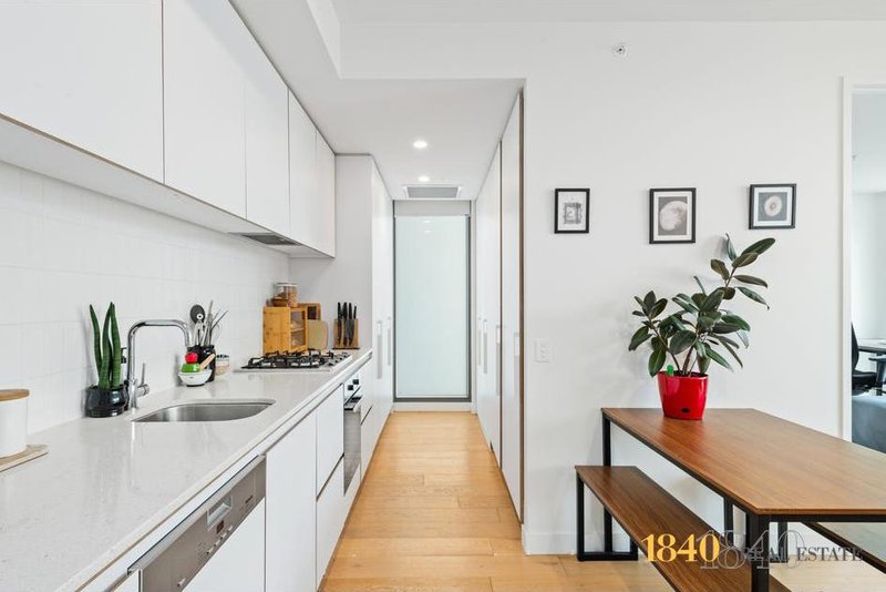 Photo - 801/29 Angas Street, Adelaide SA 5000 - Image 4