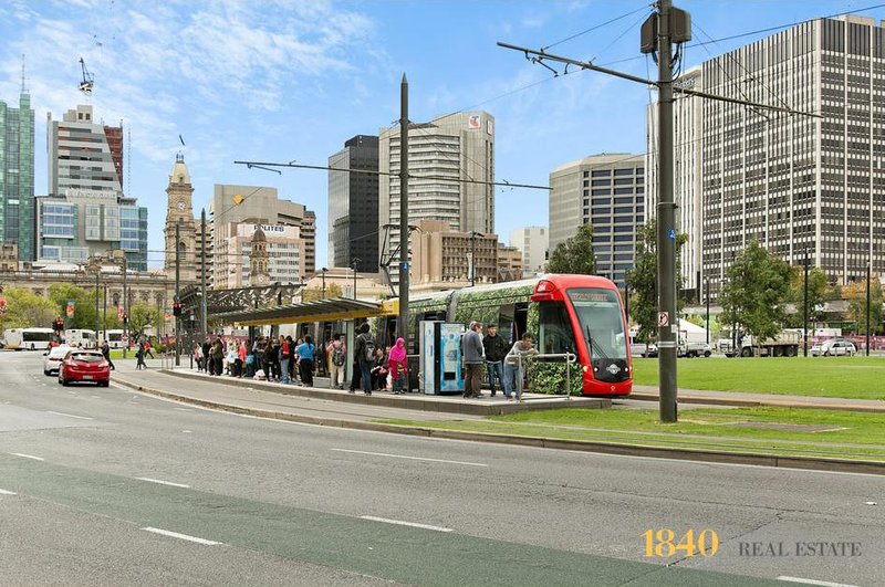 Photo - 801/29 Angas Street, Adelaide SA 5000 - Image 9