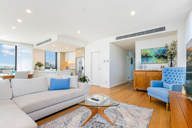 Photo - 801/29 Ashford Avenue, Castle Hill NSW 2154 - Image 4