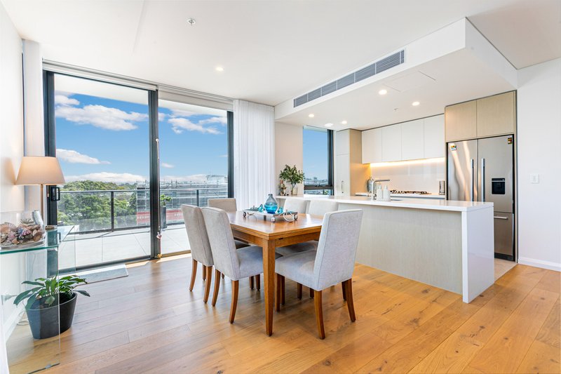 Photo - 801/29 Ashford Avenue, Castle Hill NSW 2154 - Image 5