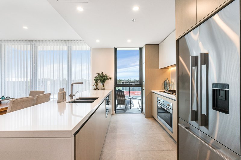 Photo - 801/29 Ashford Avenue, Castle Hill NSW 2154 - Image 6