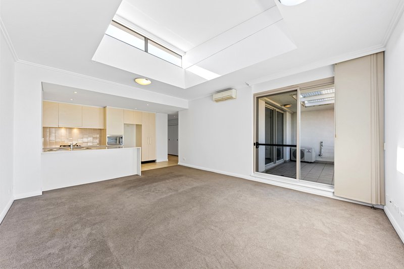 Photo - 801/4 Nuvolari Place, Wentworth Point NSW 2127 - Image 1