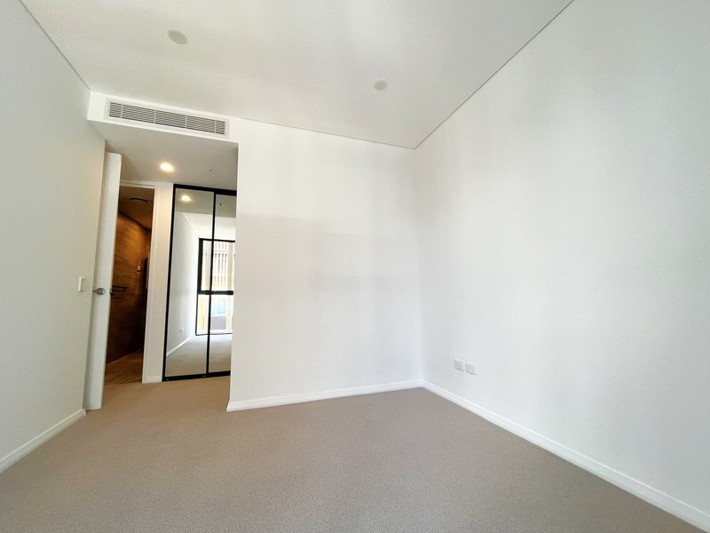 Photo - 801/80-84 Regent Street, Kogarah NSW 2217 - Image 6