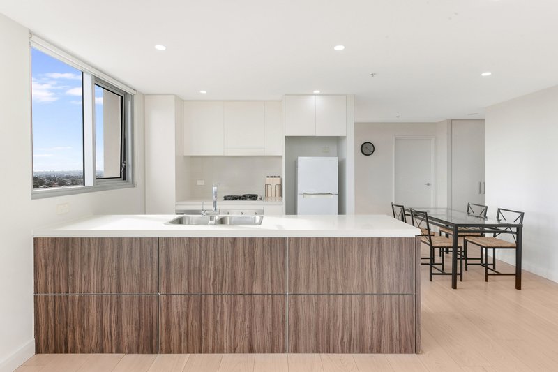 Photo - 801/99 Forest Road, Hurstville NSW 2220 - Image 4