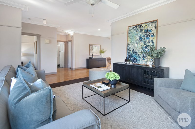 Photo - 802 Lydiard Street North, Soldiers Hill VIC 3350 - Image 3