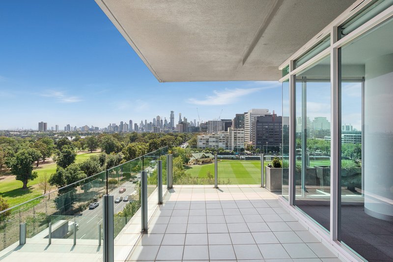 802/1 Roy Street, Melbourne VIC 3004