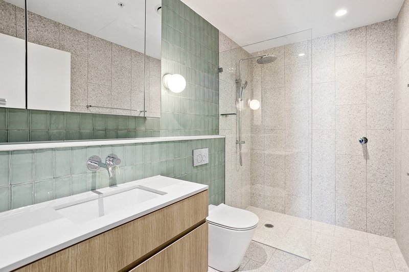 Photo - 802/15-19 Crown Street, Wollongong NSW 2500 - Image 7