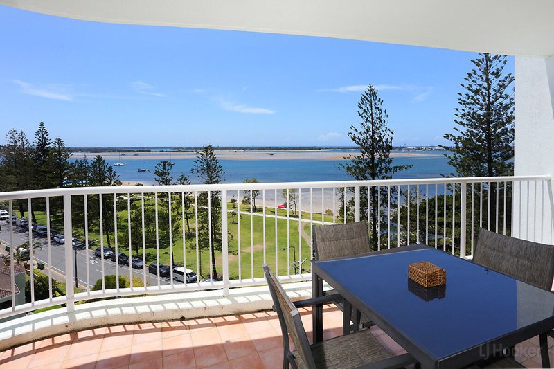 Photo - 802/182-192 Marine Parade, Labrador QLD 4215 - Image 9