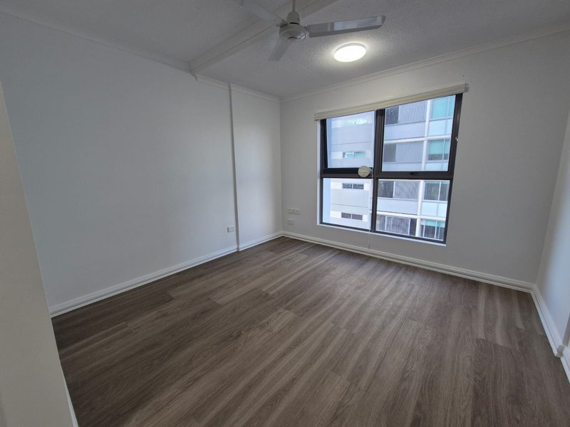 Photo - 802/188 Shafston Avenue, Kangaroo Point QLD 4169 - Image 1