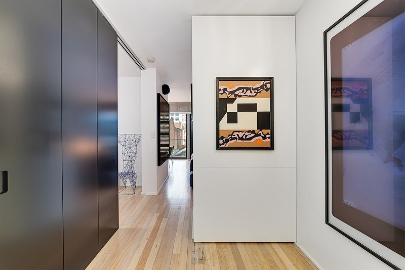 Photo - 802/21 Alberta Street, Surry Hills NSW 2010 - Image 3