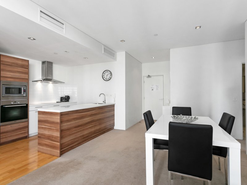 Photo - 802/237 Adelaide Terrace, Perth WA 6000 - Image 3