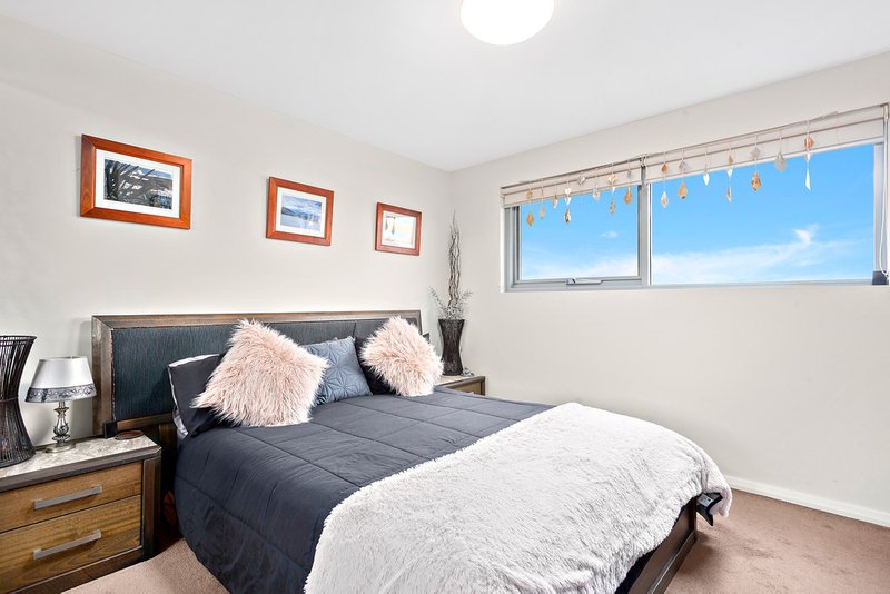 Photo - 802/27 Atchison Street, Wollongong NSW 2500 - Image 5