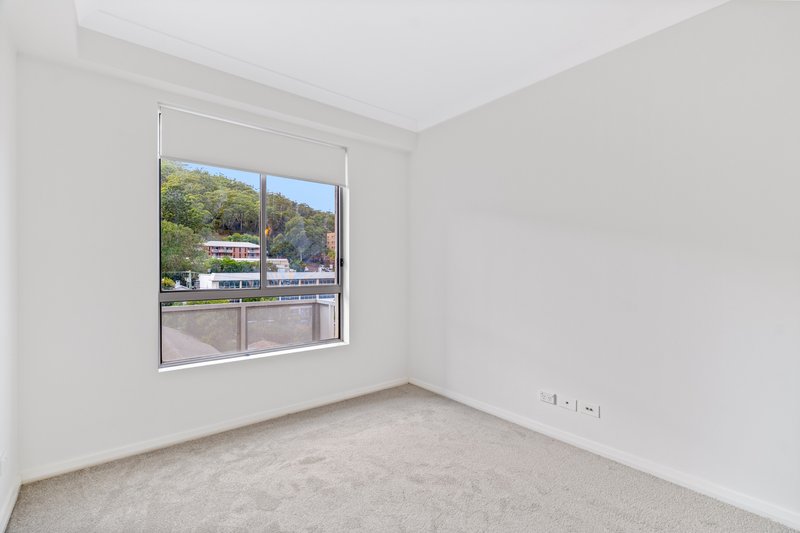 Photo - 802/273-275 Mann Street, Gosford NSW 2250 - Image 5