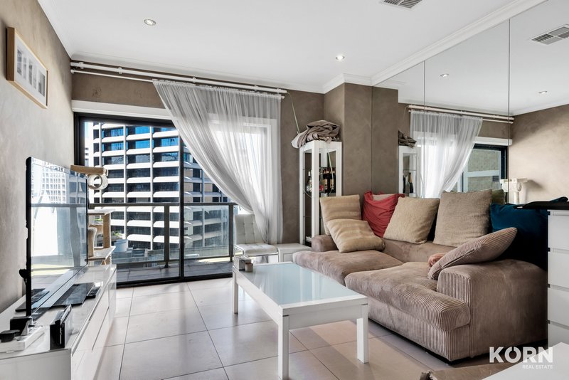 Photo - 802/39 Grenfell Street, Adelaide SA 5000 - Image 2