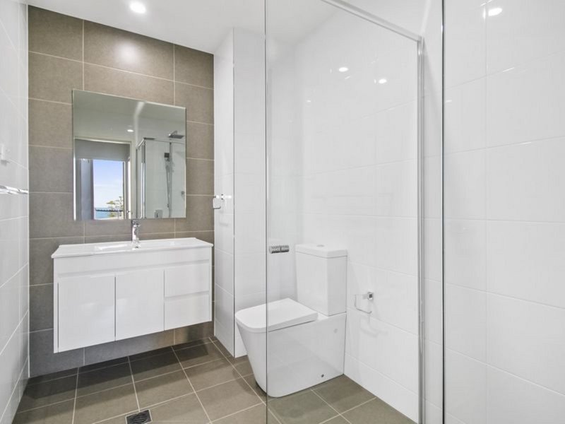 Photo - 803/16 Burelli Street, Wollongong NSW 2500 - Image 5