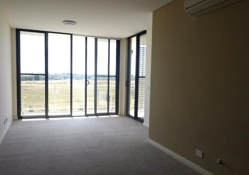 Photo - 803/25 Hill Road, Wentworth Point NSW 2127 - Image 3