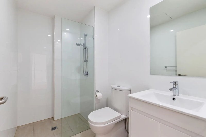 Photo - 803/27 Dressler Court, Merrylands NSW 2160 - Image 5