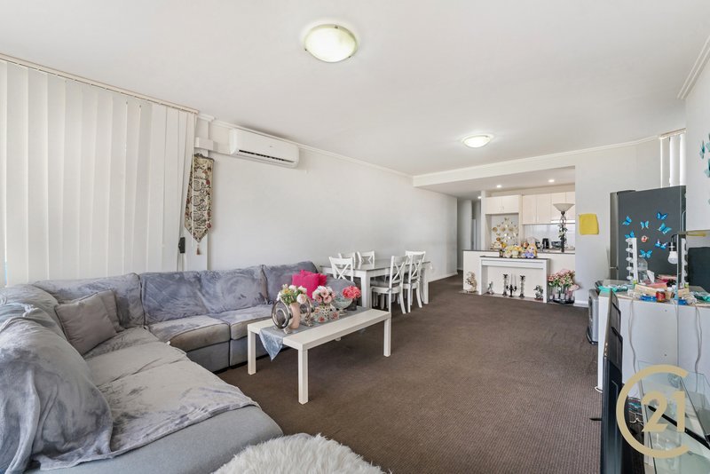Photo - 803/3 George Street, Warwick Farm NSW 2170 - Image 5