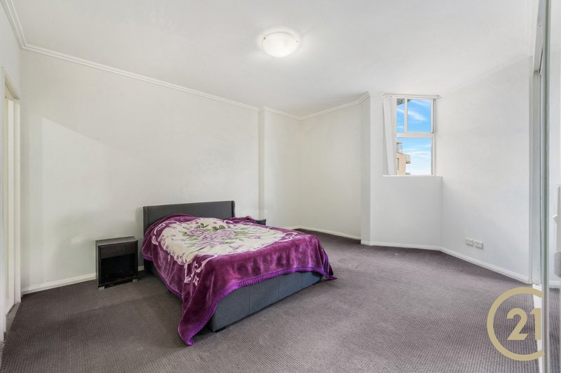 Photo - 803/3 George Street, Warwick Farm NSW 2170 - Image 8