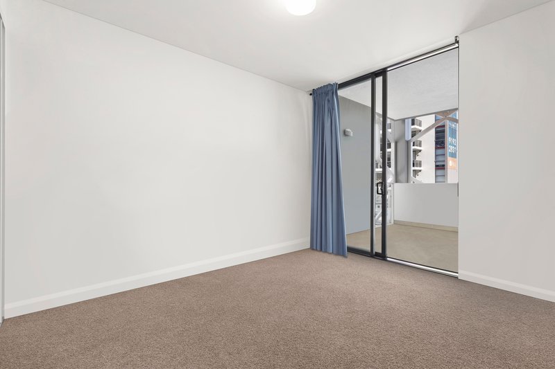 Photo - 803/33 East Street, Granville NSW 2142 - Image 4