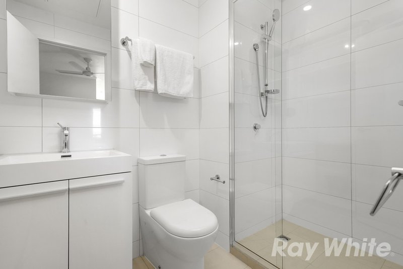 Photo - 803/39 Kingsway , Glen Waverley VIC 3150 - Image 6